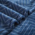 thumbnail image 3 of Couverture en peluche Mainstays chevron, 3 of 7
