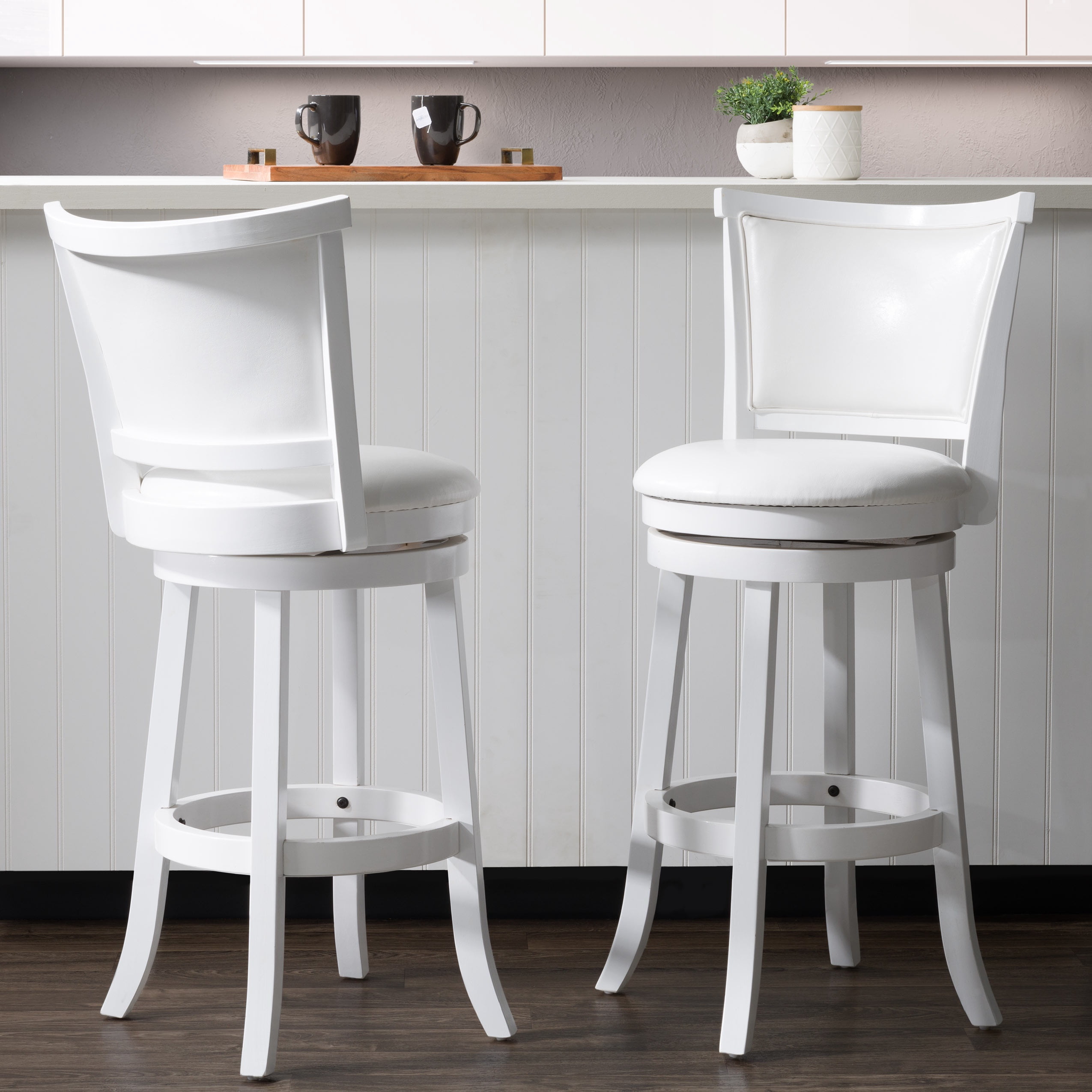 Tabourets de bar pivotants d'intérieur CorLiving Wesley en bois massif, hauteur bar, avec assises et dossiers rembourrés en similicuir, blanc (lot de 2)