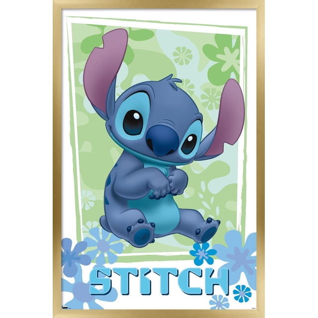 Disney Lilo and Stitch - Affiche Murale de Fleurs, 22,375 Pouces x 34 Pouces Encadrée avec une illustration Centrée Orientée vers l'Avant de Stitch, un Extraterrestre Bleu avec de Grandes Oreilles Violettes et de Grands Yeux, Assis sur un Fond floral Vert avec des Fleurs Bleues et du Texte « Stitch » en Dessous, Convient comme art Mural Décoratif pour Chambres Ou Chambres d'Enfants.
