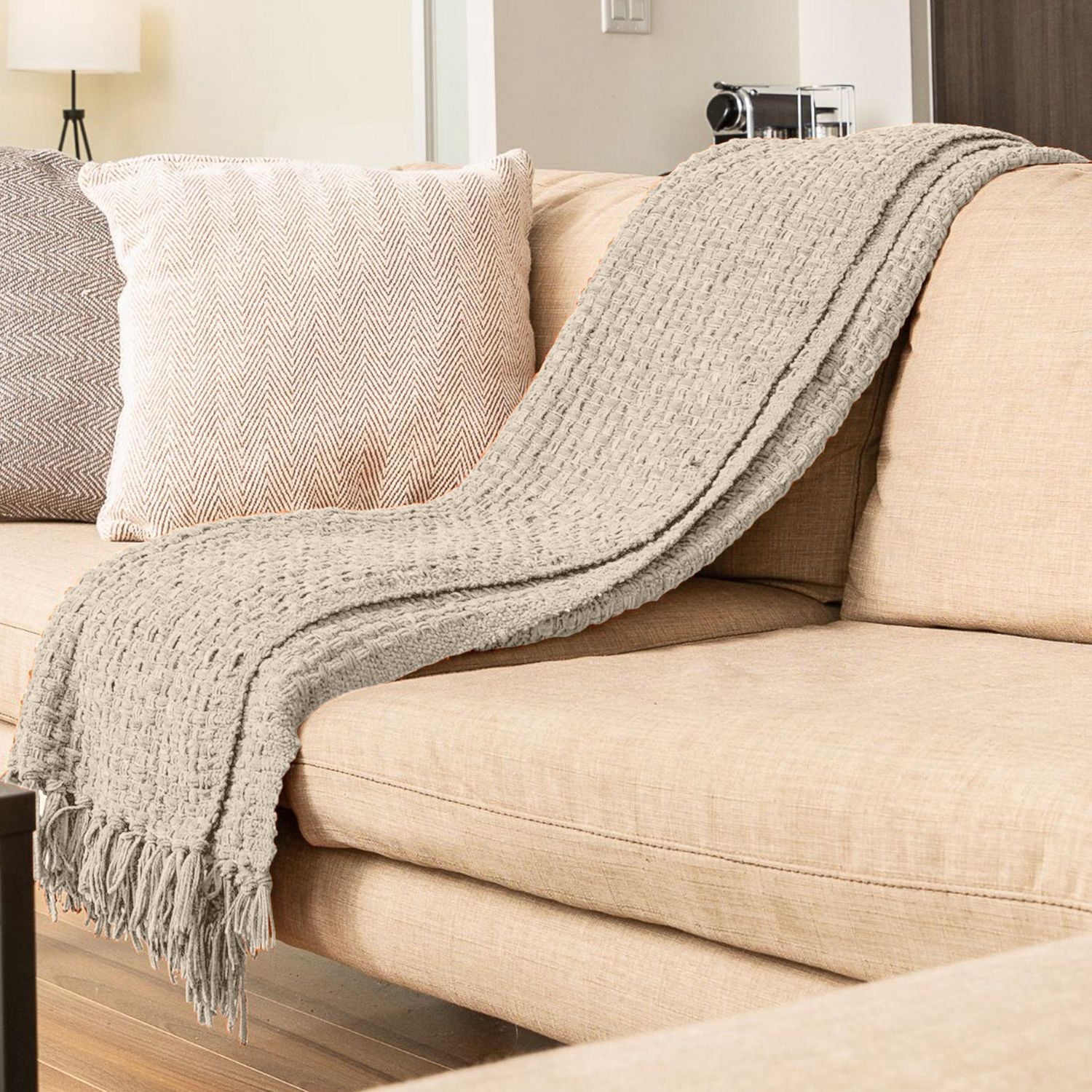 Chenille Basket weave Knit Throw with Fringe, Lightweight Breathable Chenille Blanket for Couch, Chair, Bed, Outdoor Use