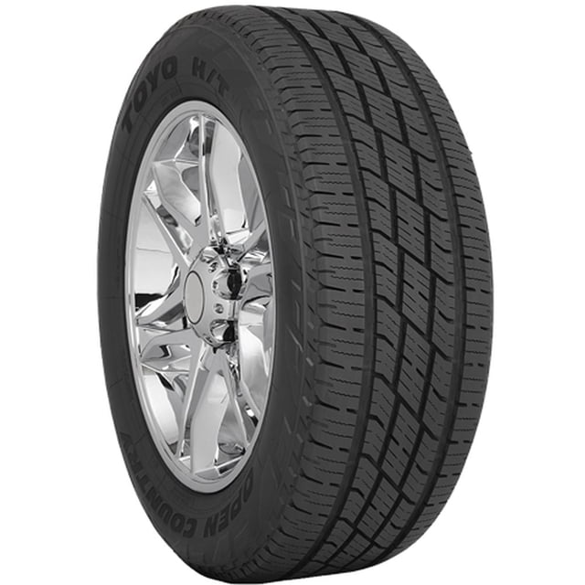 Toyo Open Country H/T II 235/65R17 104T BSW Pneu sur une Roue en Alliage Chromé, Montrant une Bande de Roulement Toutes Saisons avec de Larges Rainures et des Blocs Emboîtables pour une traction et une Durabilité Améliorées, Conçu pour les Camions Légers, Fourgonnettes et VUS, Convient à une Utilisation en Ville, sur l'Autoroute et hors Route Légère.