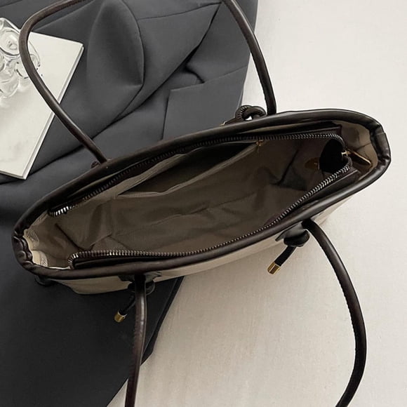 Women’s Vintage-Style Underarm Bag with Adjustable Strap, Vegan Leather Shoulder Crossbody Purse, Gold-Tone Hardware, Magnetic Snap Closure, 9 x 5 x 2 in