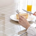 thumbnail image 2 of Tapis de Table en Plastique Protecteur de Table Anti-Huile Housse de Table Ronde Nappe Transparente Nappe Imperméable, 2 of 10