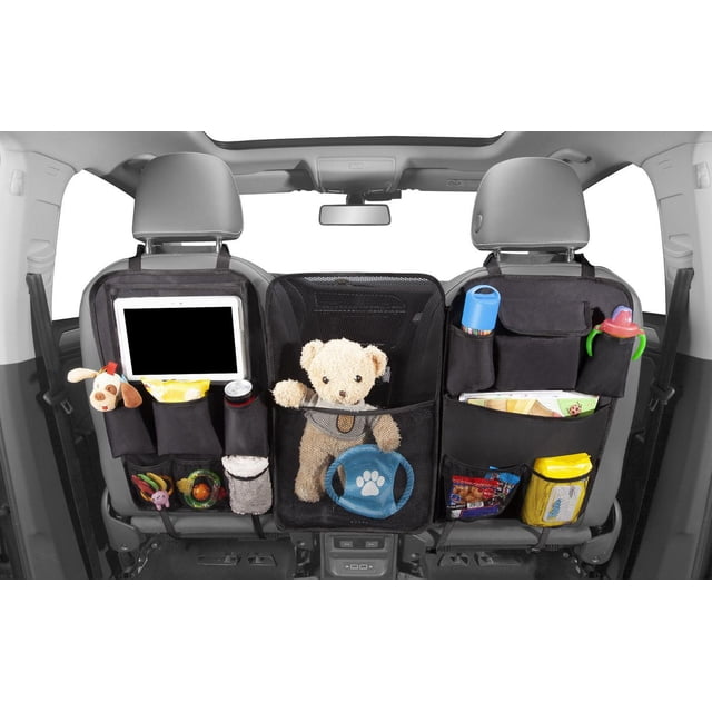 AUTO DRIVE Organisateur de Siège Arrière de Voiture 3-en-1 Fixé à l'Arrière de Deux Sièges avant de Voiture, avec Trois sections de Rangement Reliées par une Fermeture Éclair. la section Gauche Comprend un Porte-Comprimés transparent, un Jouet en Peluche pour Chien, des Collations et de Petits Jouets. le Panneau Central en Maille Sert de Barrière pour Animaux avec un Ourson et un Jouet pour Animal Bleu à l'Intérieur. la section Droite Comprend une Bouteille d'Eau Bleue, une Tasse à Bec, des Livres, des Collations et des Lingettes. Fabriquée en Tissu Résistant à L'