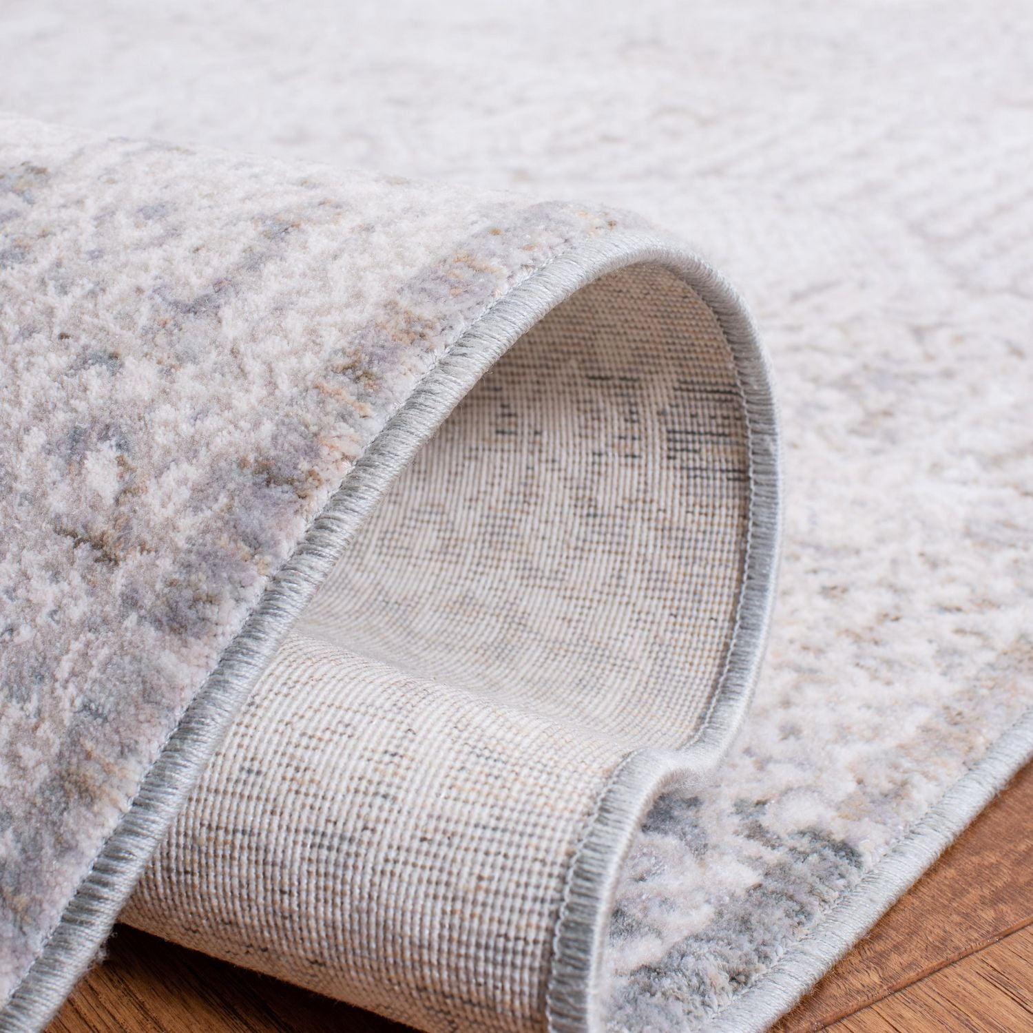 SAFAVIEH Webster Rosanne Traditional  Area Rug