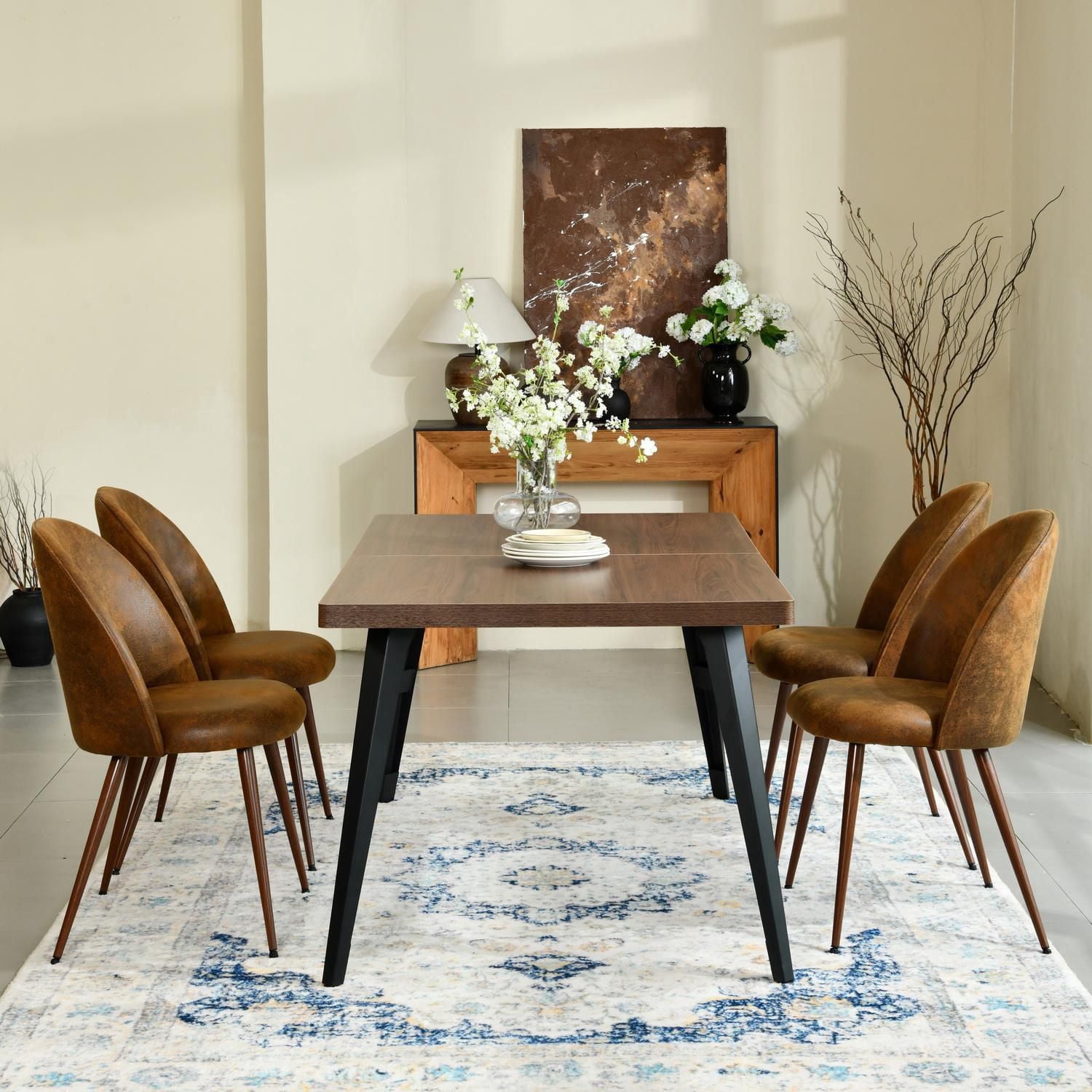 Ensemble de salle à manger moderne Homy Casa 5 pièces, table rectangulaire imitation noyer avec chaises rembourrées