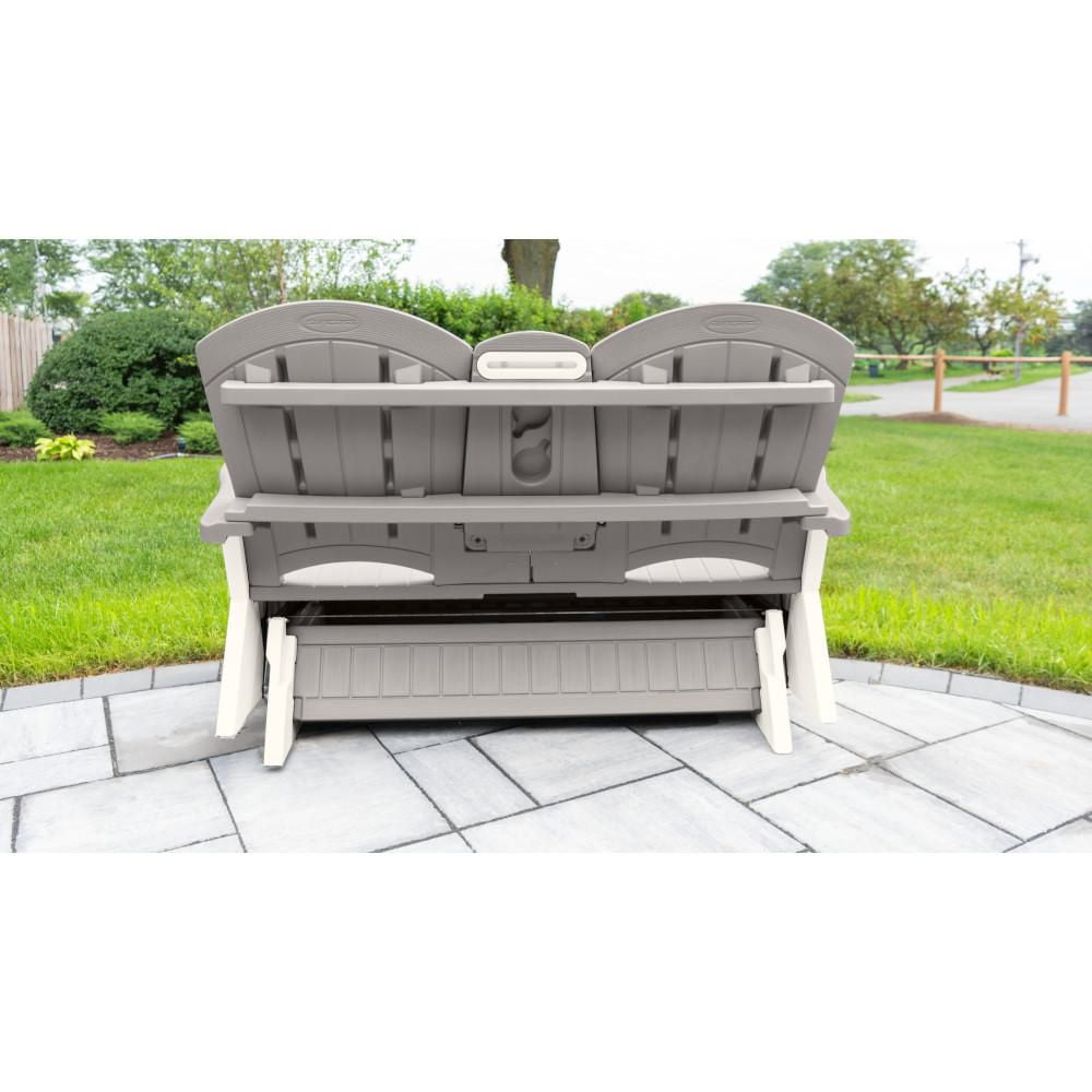 Chaise berçante Adirondack Suncast avec console, en résine et acier durables, siège d’extérieur – gris colombe