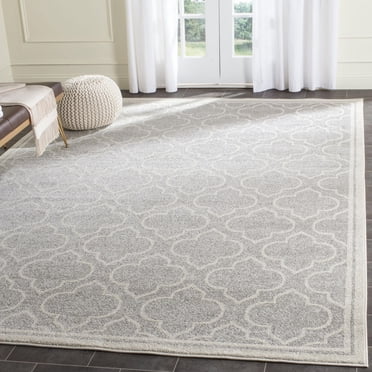 Safavieh Amherst Wilson Geometric Area Rug