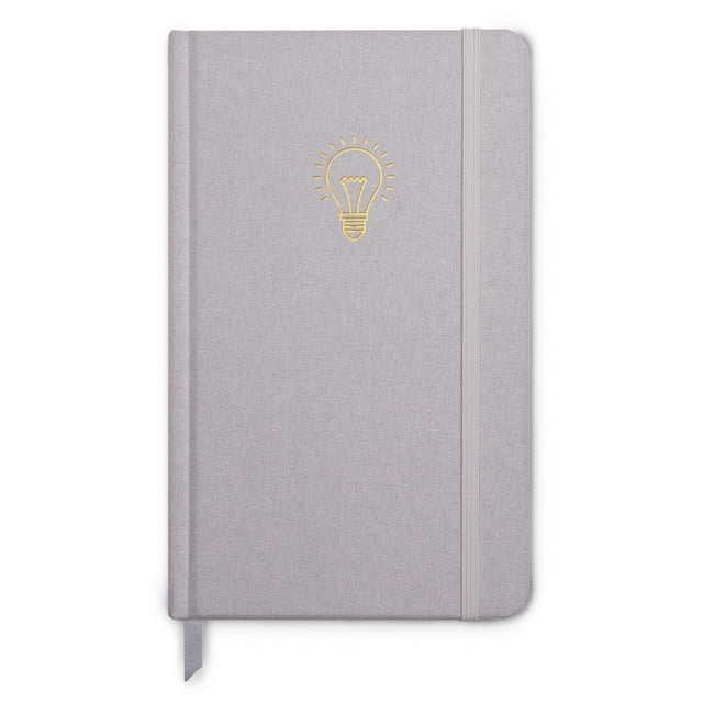 Designworks Journal d'Icônes en Tissu à Encre avec une Icône d'Ampoule Dorée Embossée sur une Couverture Texturée en Tissu Gris Pâle, Sécurisée par une Bande Élastique et Mettant en Vedette un Marqueur en Ruban, Contenant 240 pages Lignées Sans Acide Imprimées avec des Encres de Soya et une Reliure à Plat, Convient pour Noter des notes Ou des Idées de Croquis.