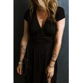 thumbnail image 4 of a.Jesdani Robe Maxi Élégante Noire Froncée - Taille Haute, Col en V, Chic pour Toutes les Occasions, 4 of 8