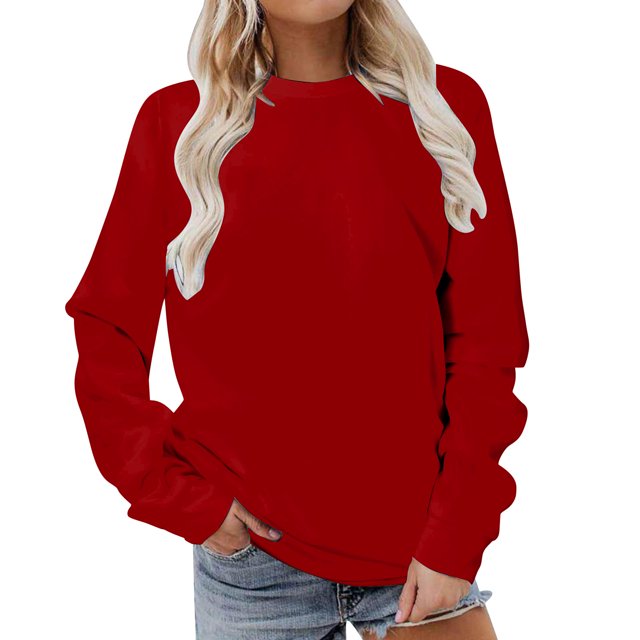 Yuyuzo Hauts d'Automne pour Femmes Chandails à Col Rond Manches Longues Chandail Uni à Enfiler T-Shirts Coupe Ample de Couleur Rouge Vif. le Chandail en Molleton Présente une Coupe Décontractée avec Manches Longues et Encolure Ras du Cou, Convient au Port Décontracté. Montré en Taille X-Grand avec dimensions : Buste 114 Cm/44,88 Pieds', Épaule 49 Cm/19,29 Pieds', et Longueur 74 Cm/29,13 Pieds'/ Assorti à des shorts en denim sur l'Image.