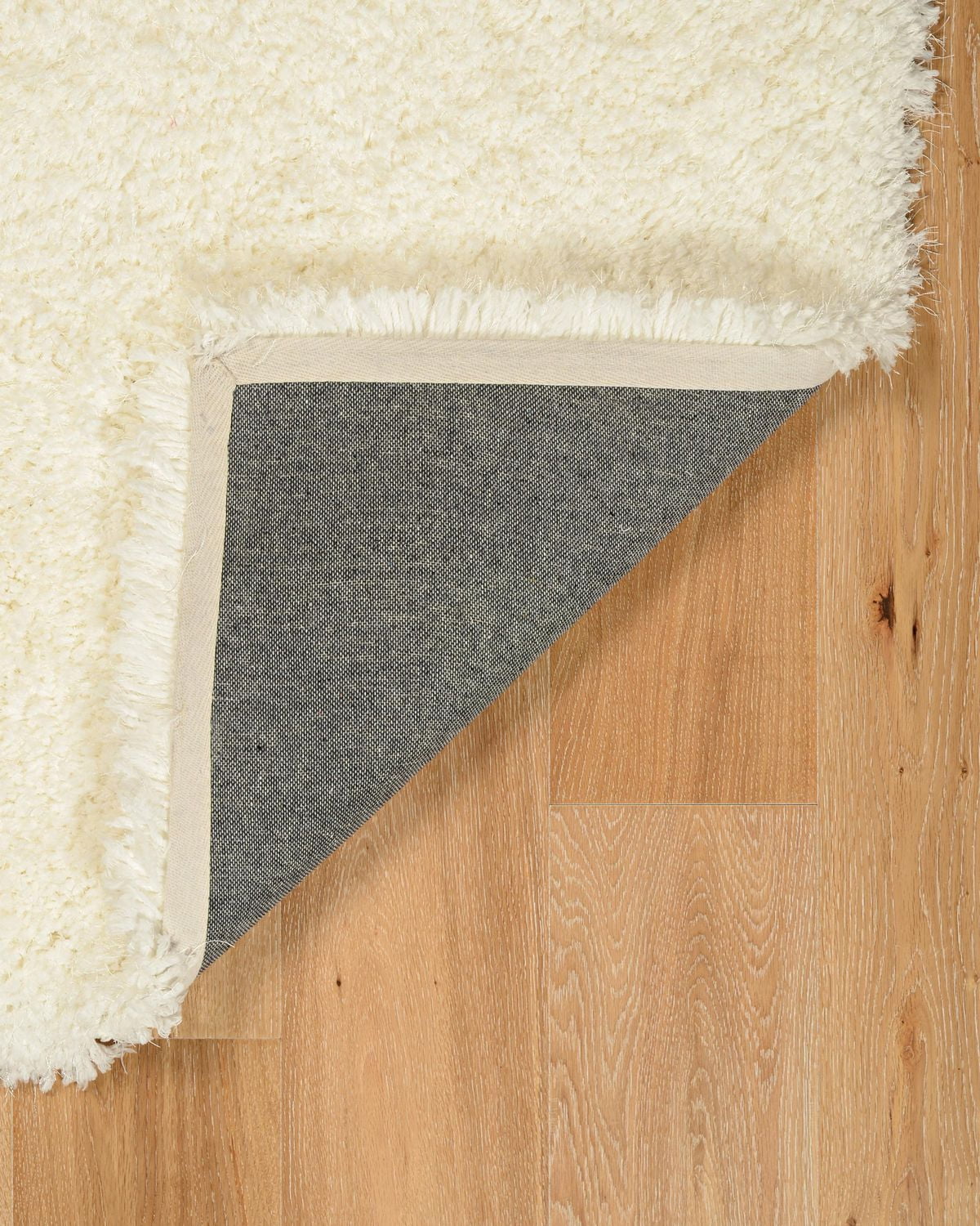 Tapis Shaggy Pastel blanc de 8 pi. x 10 pi.