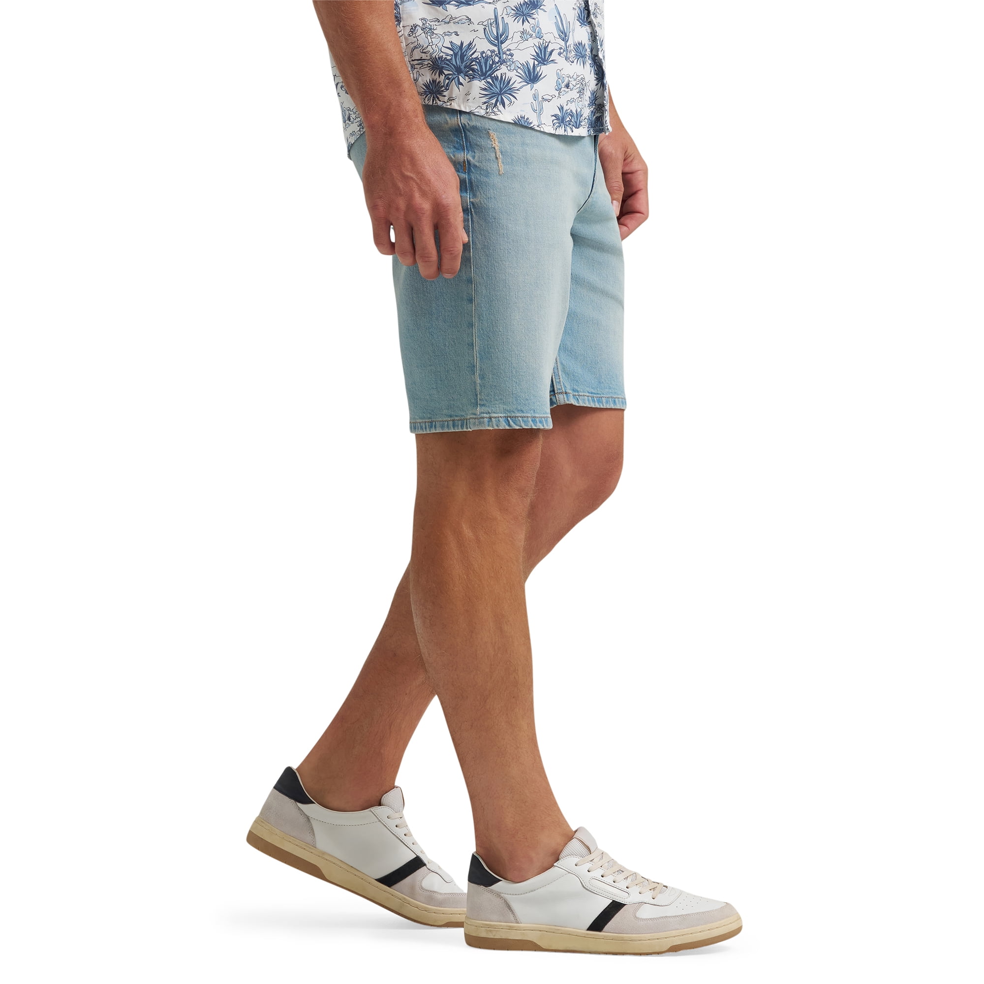 Wrangler® Men's Regular Fit Five Pocket Stretch Denim Short