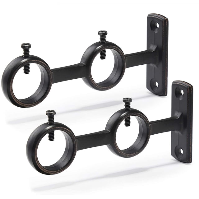 Supports pour Tringle à Rideaux Doubles, Ensemble de 2 pour Salon et Chambre, Supports Haut de Gamme pour Tringles à Rideaux Doubles, Design Élégant. Fabriqués en Alliage d'Aluminium durable, Ces Supports Offrent une Conception à Grande distance pour Accueillir Deux Tringles à Rideaux d'Un Diamètre de 2,8 cm et s'Étirent de 13,5 cm du Mur. Inclut des Vis et des Pieds pour une installation Facile, Convient aux Rideaux Doubles Lourds dans les Salons, Chambres et Salles de Bain.