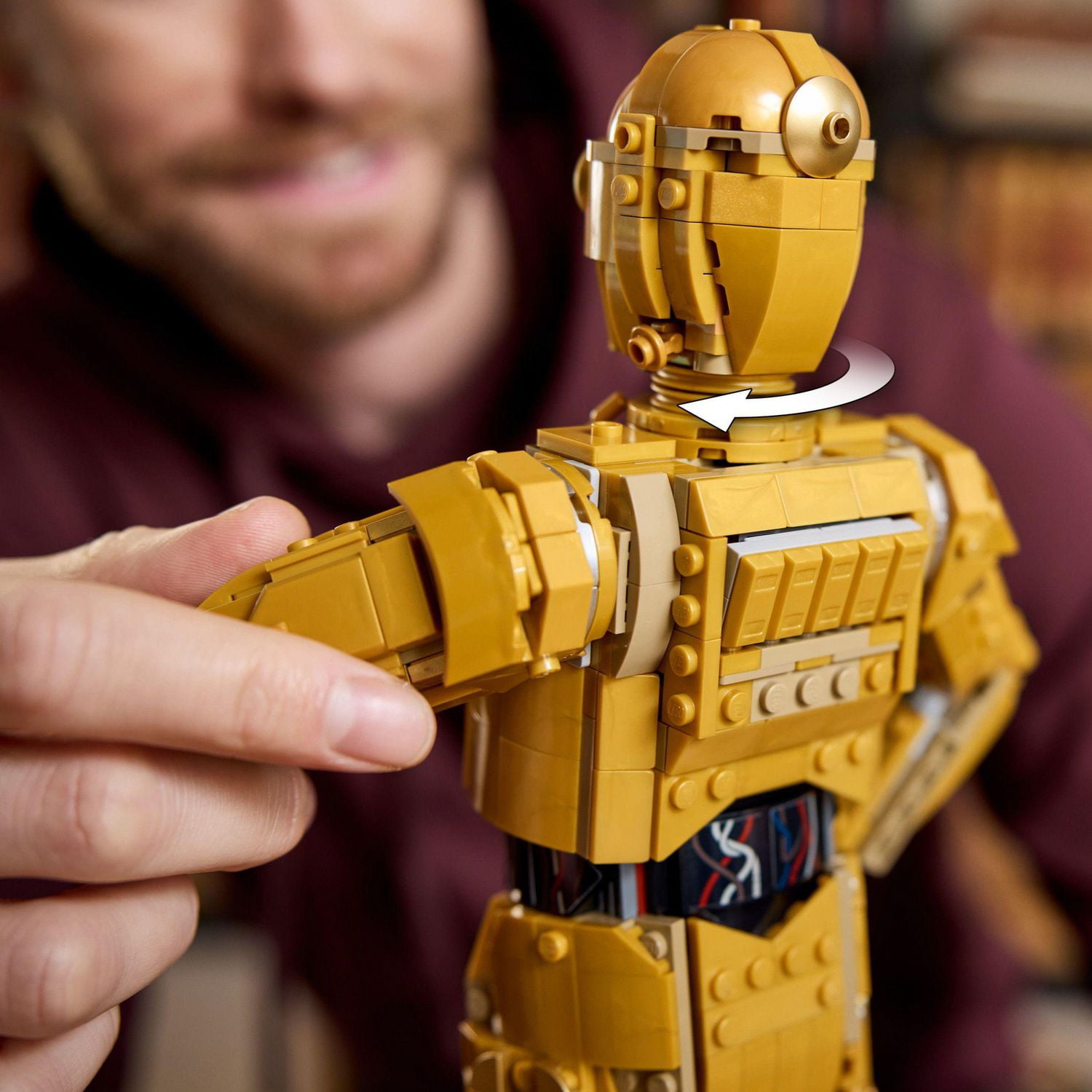 LEGO Star Wars C-3PO 75398 Ensemble de construction (1138 pièces)