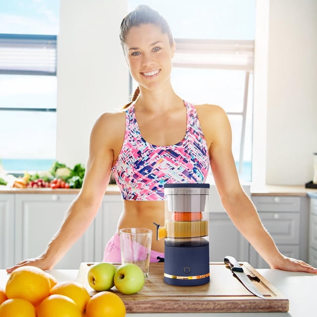 CQCYD Portable Juicer Machine, USB Rechargeable Automatic Separator, Fresh Fruit Vegetable Extractor with Cleaning Brush, Compact Citrus Squeezer for Orange and Travel