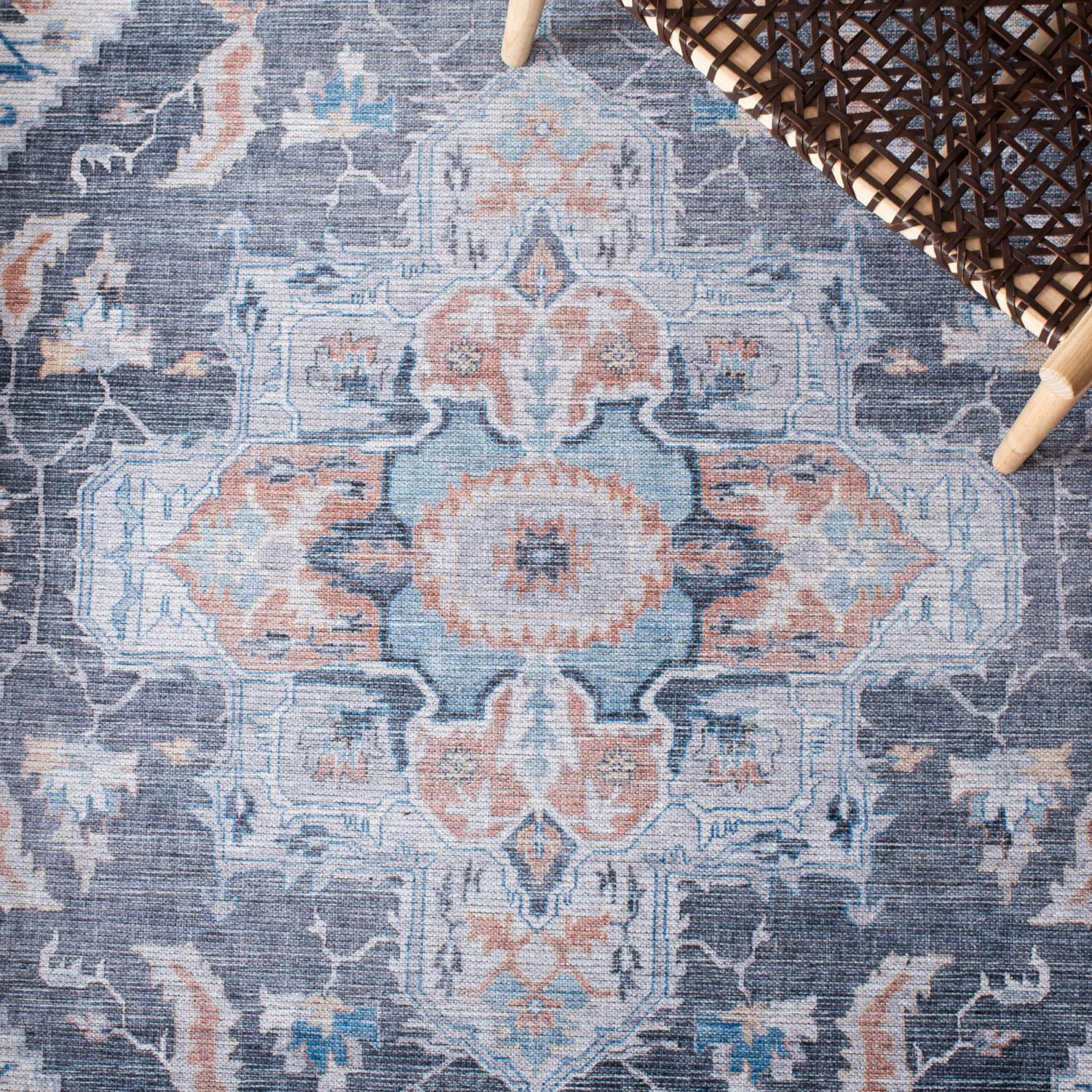 SAFAVIEH Serapi Flora Tapis Traditionnel