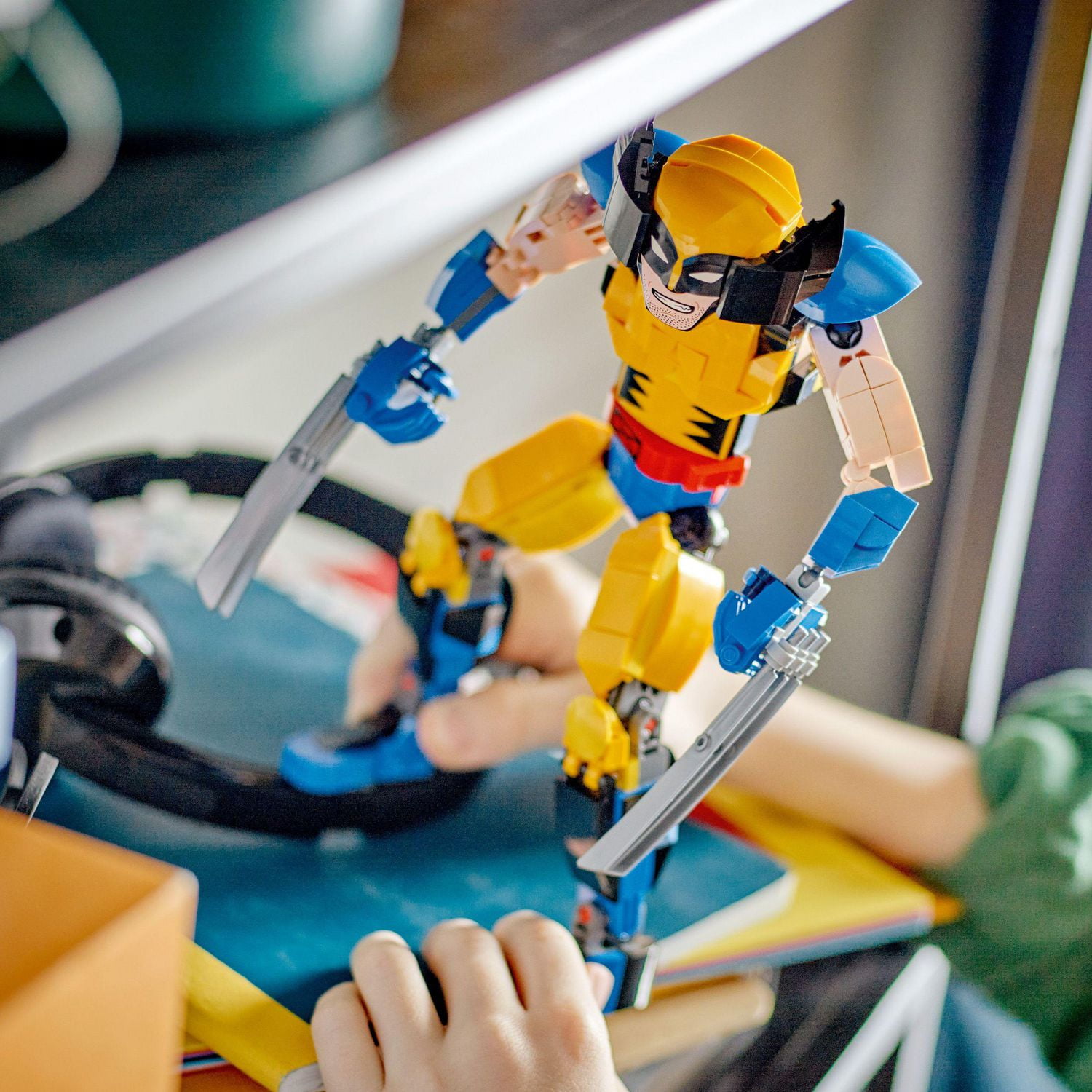 LEGO Marvel La figurine à construire de Wolverine 76257 Ensemble de jeu de construction (327 pièces)