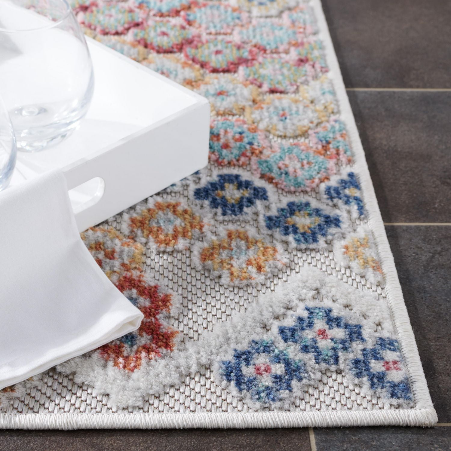 SAFAVIEH Cabana Aurora Floral Indoor/Outdoor Area Rug