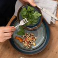 thumbnail image 2 of like. by Villeroy & Boch Assiette de Souper en Denim Artisanal 26 cm Porcelaine Bleue de Qualité Supérieure, 2 of 3