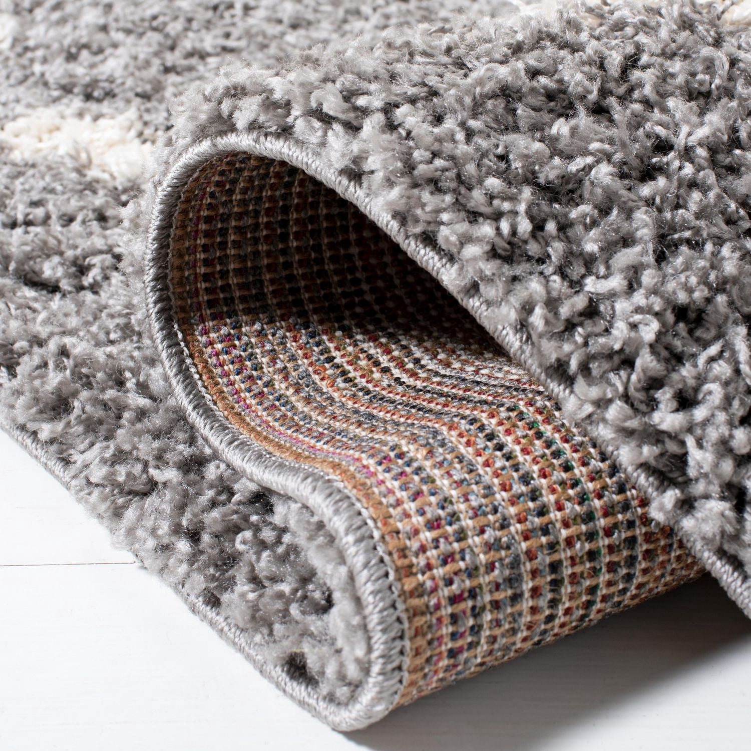 Safavieh Venus Carleen Chevron Shag Area Rug