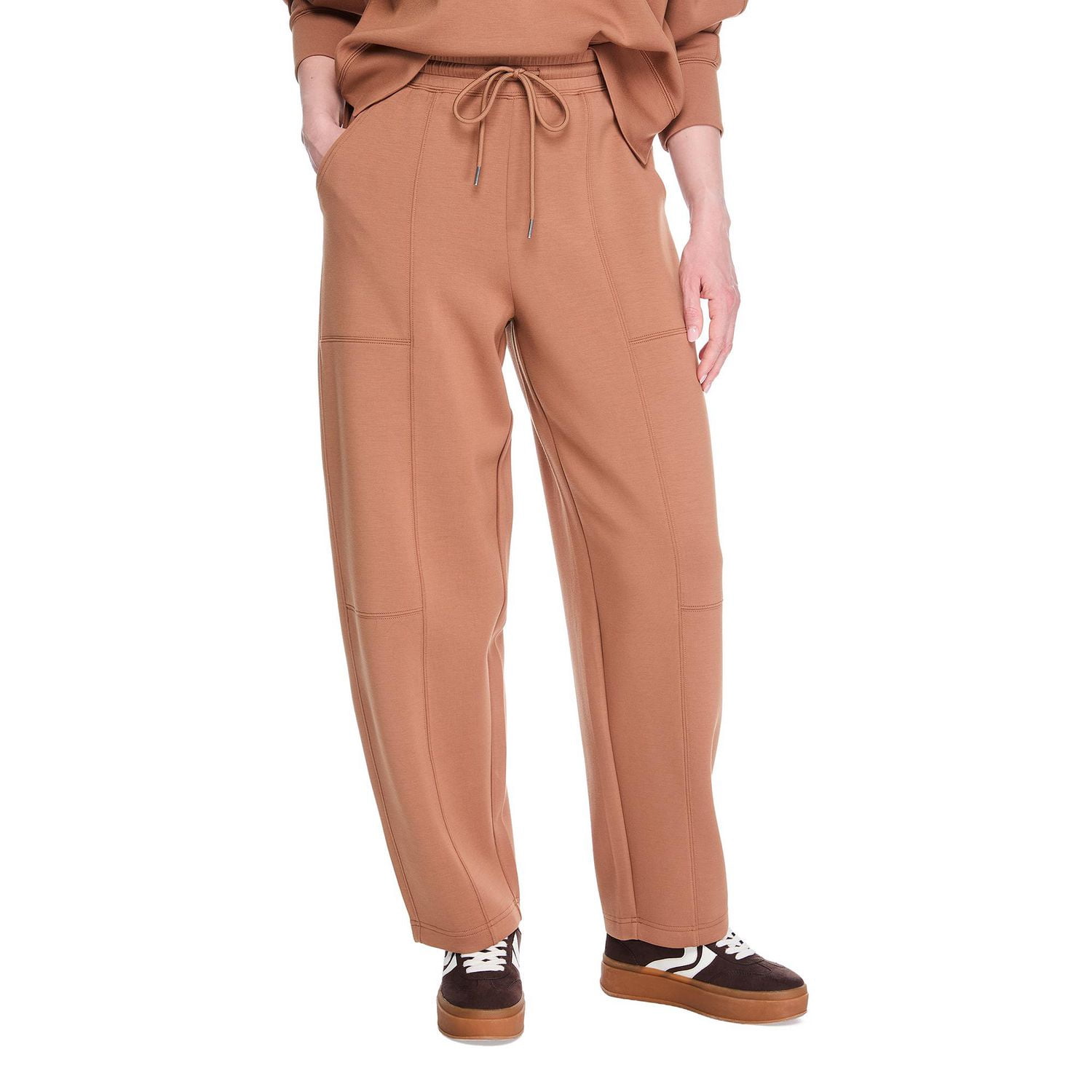 Pantalon de survêtement en tricot doux à coupe baril George pour femmes
