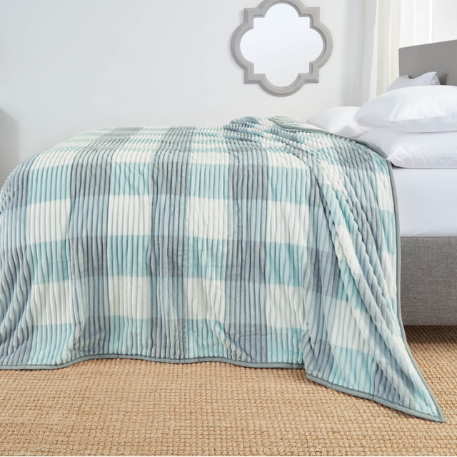 Nestl Ultra Plush Heavy Thick Raschel Imitation Mink Bed Blanket, 82 x 102, Blue Plaid