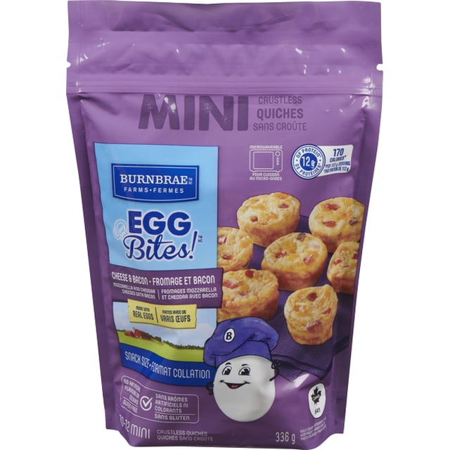 EGG Bites! quiches mini Sans Croûte au Fromage et au Bacon par Burnbrae Farms dans un Sachet Violet Refermable, Faites avec de Vrais Oeufs, de la mozzarella et du cheddar, et du Bacon Croustillant. Ces Bouchées Format Collation Sans Gluten et Riches en Protéines Contiennent 12 Grammes de Protéines par Portion et Peuvent Aller au Micro-Ondes pour une Préparation Rapide.
