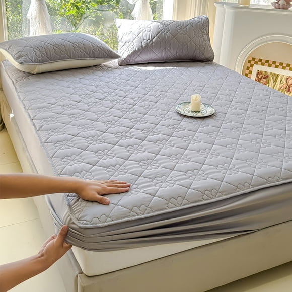 Birdeem Mattress Protector, Non Slip Elastic Fitted Mattress Cover with Deep Pocket, Stretch to 12 Inch Soft Bed Cover for Pet Protection, Easy Care Washable, 35"x79"