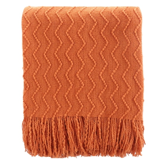 BATTILO HOME Jeté Orange Brûlé pour Canapé, Couvertures Décoratives Tricotées de Printemps avec Pompons - Jeté de Décor d'Automne Uni à Texture Douce et Légère, 50"x60 Pouces