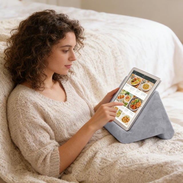 Weloille Foldable Reading Pillow, Multi-Angle Adjustable Tablet Phone Stand Cushion, Soft Comfortable Support Pillow, Book Rest Pillow for Bed Sofa Couch Reading Watching Electronic Devices