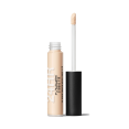 thumbnail image 2 of Mac Studio Fix Correcteur à Tenue Lisse 24 Heures 0,24 Oz - NC10, 2 of 5