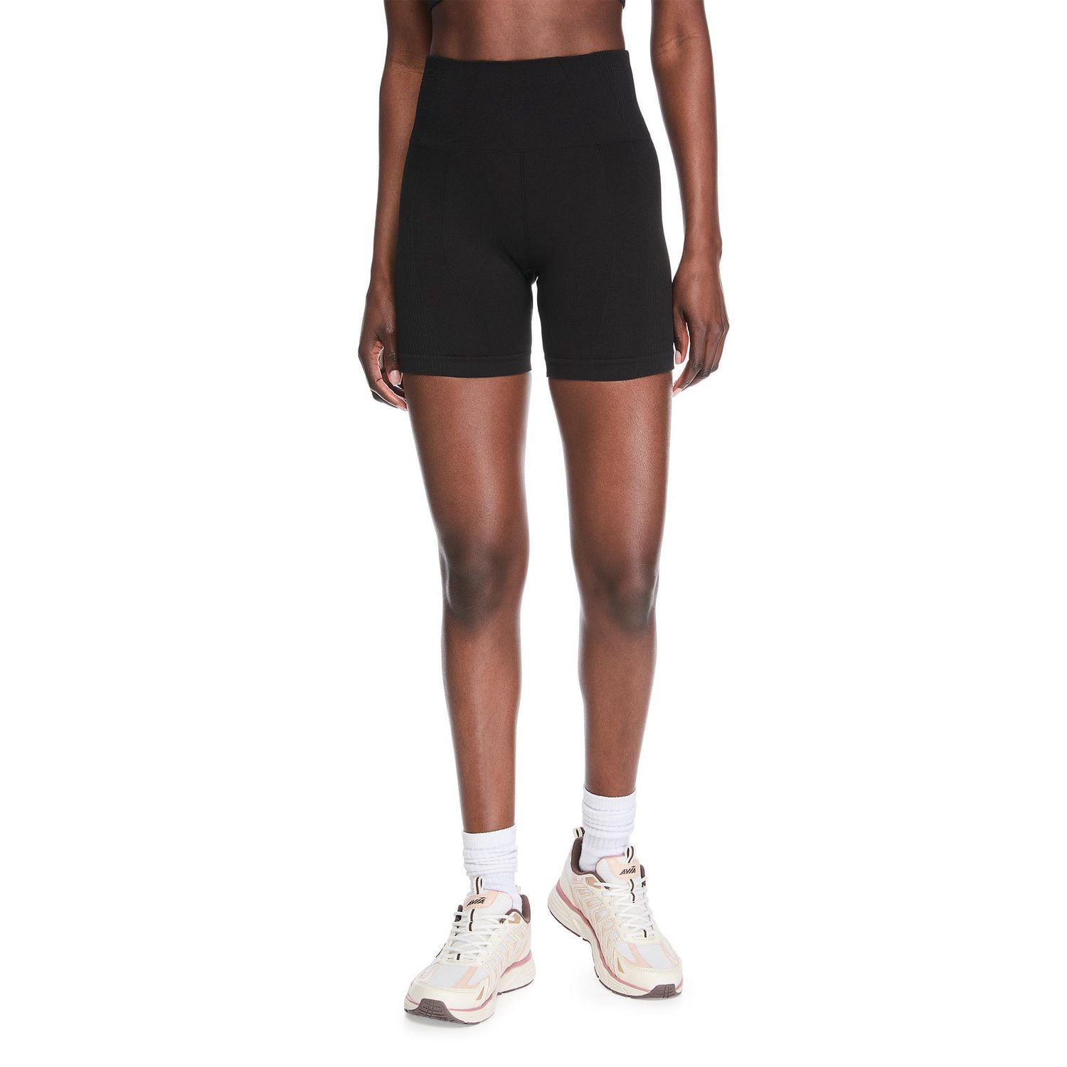 Athletic Works Women's Seamless Short 5