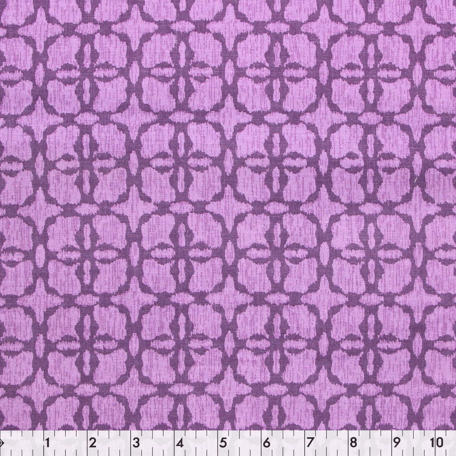 FABRIC CREATIONS Fat Quarter 45 × 53 cm (18 × 21 in) Purple with Pink Tie Dye Floral
