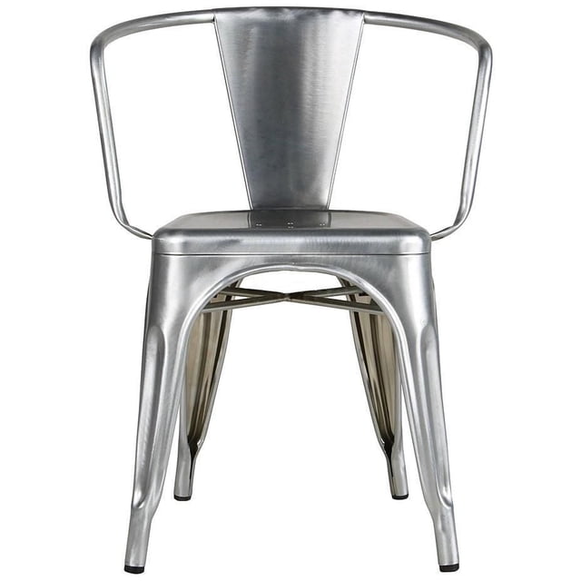 Nicer Furniture Ensemble de 2 Fauteuils de Salle à Manger Tolix en Galvanisé, Vue avant Montrant une Chaise de Salle à Manger en Métal Galvanisé avec un Dossier Grand, des Accoudoirs Courbés, des Pieds Fuselés et un Soutien à Barre Croisée, Légère et Empilable, Convient pour la Cuisine, la Salle à Manger Ou les Sièges Extérieurs.