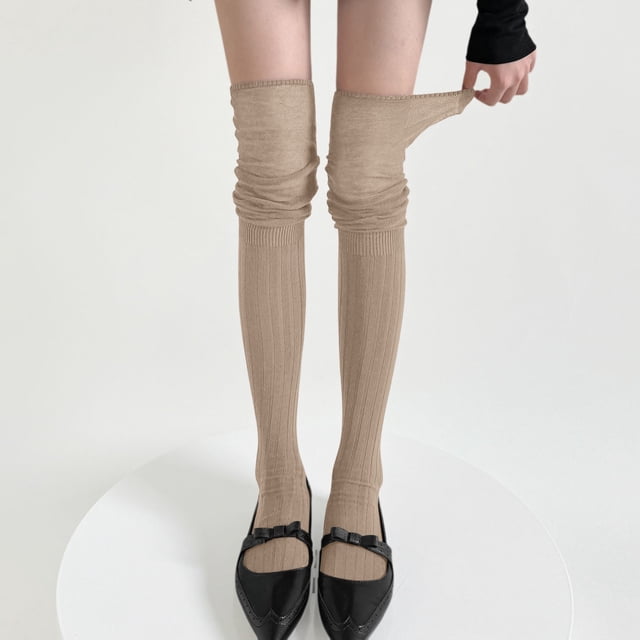TINZ en Automne et en Hiver Chaussettes Rouges à Ancrage pour Femmes Modèles Rouges de Défilé Sont Assemblés avec des Chaussettes Jusqu'aux Genoux et des Bas d'Ancrage Sont Empilés Culottes Jarretelles Bas d'Hiver pour Femmes Bas avec Nœud