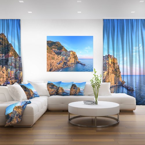 Designart - Manarola Village Cinque Terre Italy - Extra Large Seashore Canvas Art