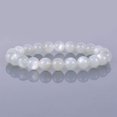 thumbnail image 2 of Angelstones Bracelet Extensible Unisexe en Perles Rondes 8 mm avec Pierre de Soleil Naturelle Blanche, 2 of 3
