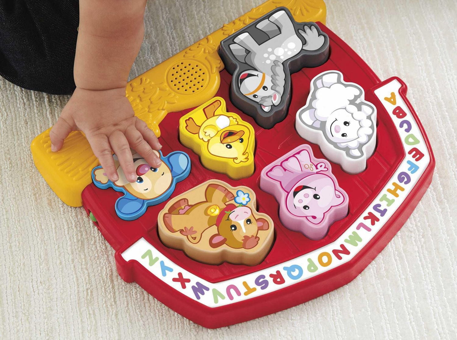 Fisher-Price Laugh & Learn Farm Animal Puzzle Shape Baby Toy with Music & Sounds, Ages 1-3 Years