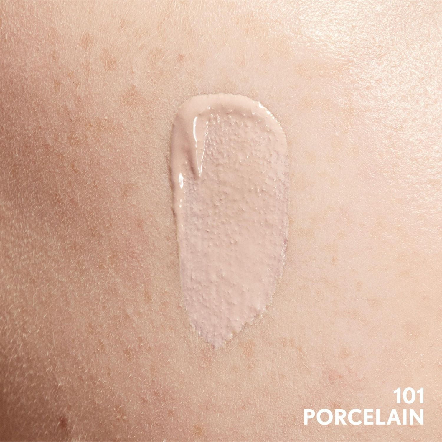 Clean Invisible, Fond de teint, Formule estompable, Couvrance modulable, Léger, Fini naturel, Non comédogène