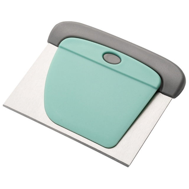 Stainless Steel Dough Cutter Plastic Flour Cutter Two-piece Sausage Scraper Dough Cutter Baking Tool. A close-up view of a stainless steel dough cutter with a teal plastic handle and gray accents, designed for cutting and scraping dough. Suitable as a pastry tool for baking and food preparation in kitchens, bakeries, or coffee shops.