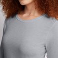 thumbnail image 4 of Hanes T-Shirt Col Rond à Manches Longues pour Femmes, 2TG, Acier Clair, 4 of 5