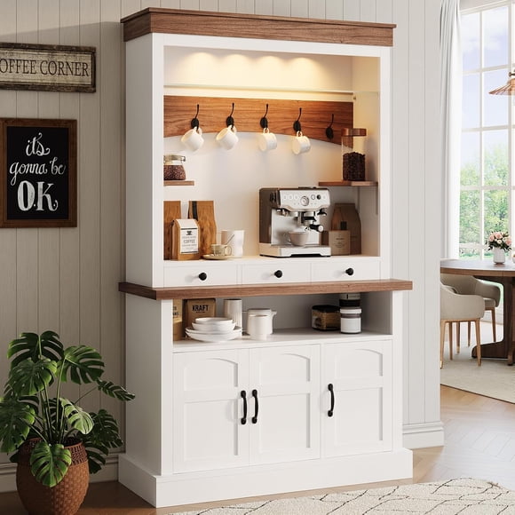 Armoire de Bar à Café avec Lumière DEL, Huche de Bar à Café Style Ferme de 72 Po de Hauteur avec Rangement, Buffet Bahut avec Support pour Micro-Ondes/étagère en Verre/6 Crochets/3 Tiroirs pour Cuisine Salon Salle à Manger