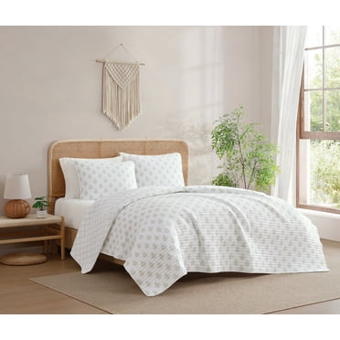 C&C California Printed Reversible Quilt Set, 100% Cotton, Breathable, Lightweight, 3-Piece, Full/Queen, Sage