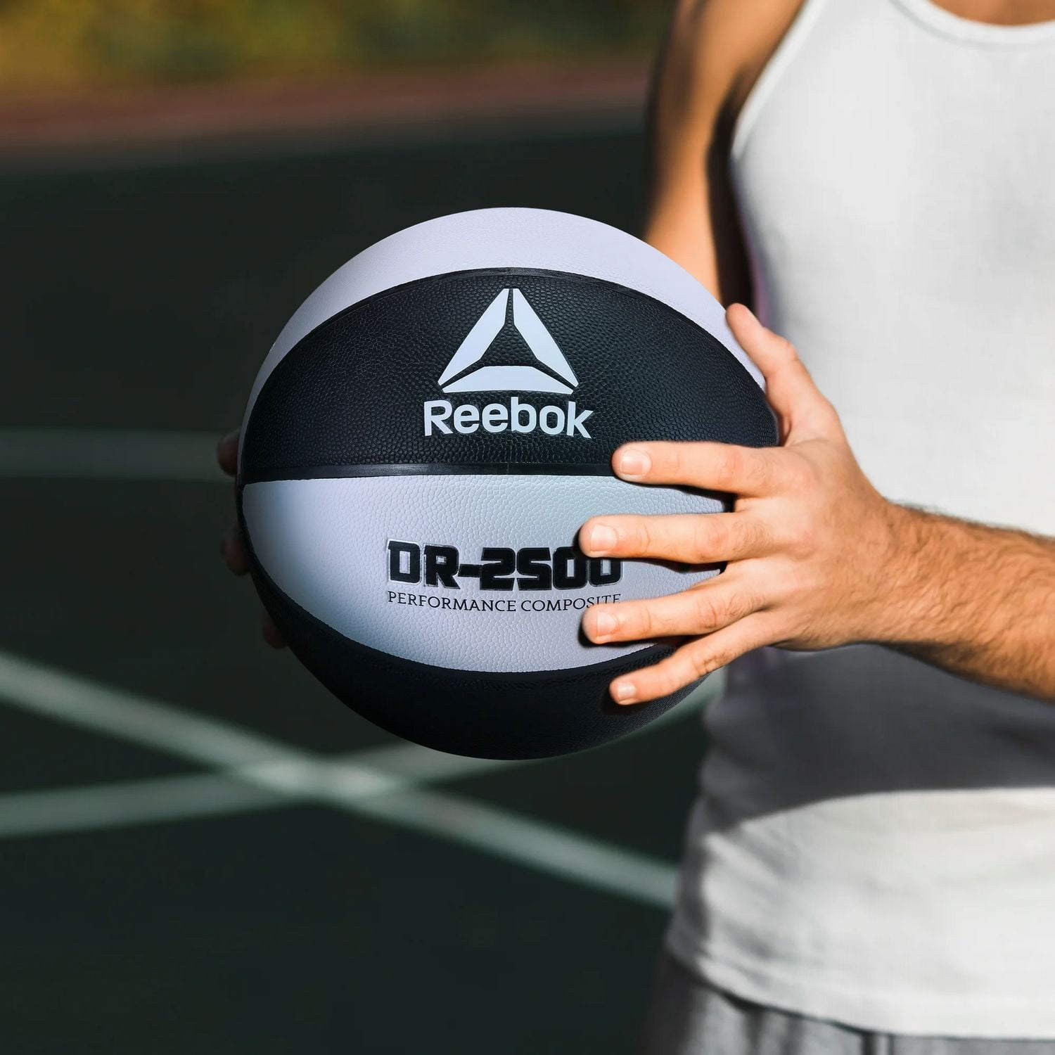 Ballon de basket-ball en composite Delta VR-2500 de Reebok