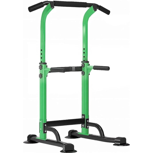 SOGES Power Tower Supports de Trempage à Hauteur Réglable Barre de Traction Entraînement de Force pour Gym à Domicile en Vert. Cadre en Métal Robuste avec base Anti-Évasement et Pieds à Ventouse pour la Stabilité. Hauteur Réglable Variant de 65 à 82,7 Pouces, Idéal pour les Tractions, Trempettes, Levées de Genou et Pompes. Convient à Tous les Niveaux de Mise en Forme, à l'Usage Familial et aux Installations de Gym à Domicile, Supporte jusqu'à 330 Lb.