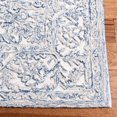 thumbnail image 3 of SAFAVIEH Trace Donna Tapis Floral, 3 of 7