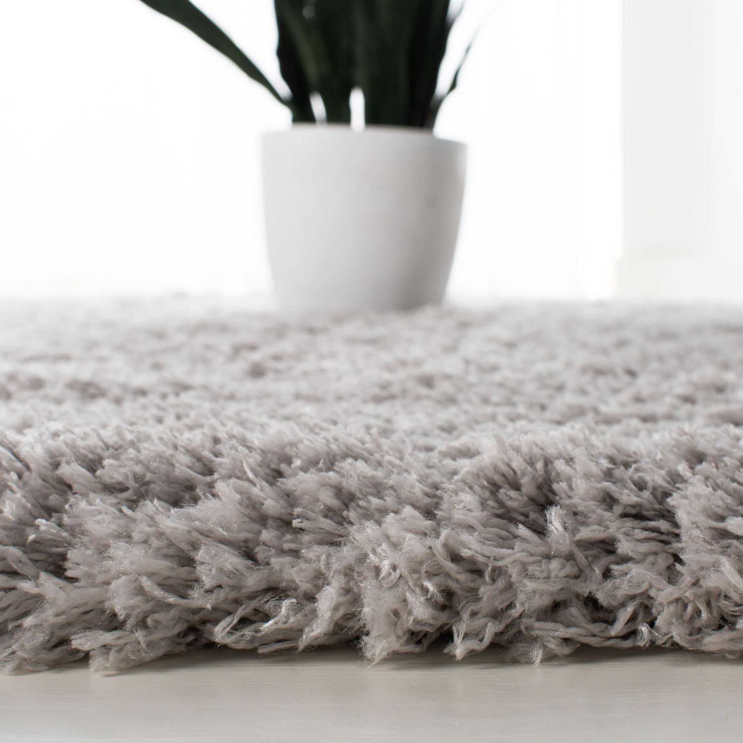 SAFAVIEH Polar Abbot Carlene Tapis Peluche Shag