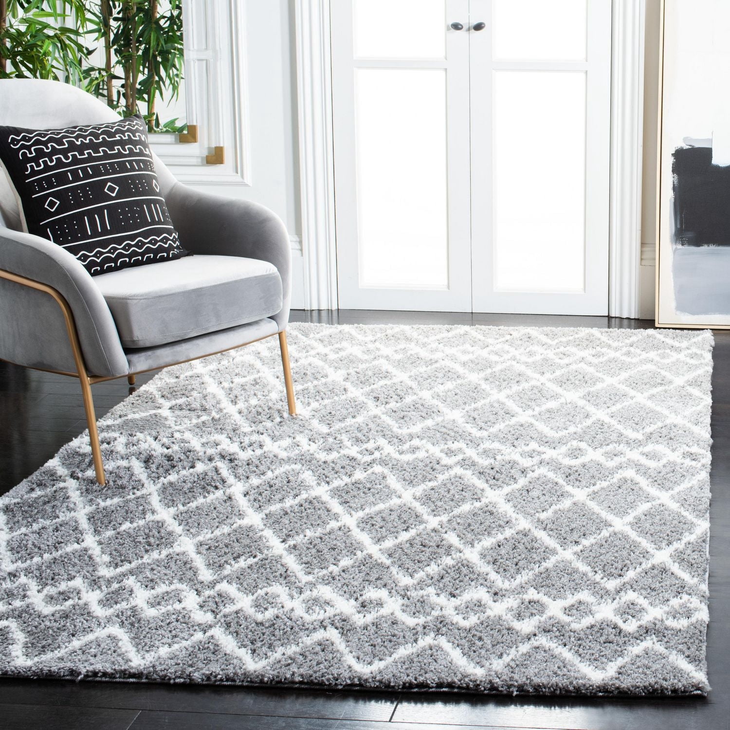 SAFAVIEH Berber Avery Geometric Diamonds Shag Area Rug