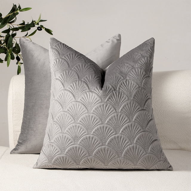 Tyidzon Pillow Covers Velvet Embossed Pillow Double-sided Different Pattern Cushion Cushion Cover